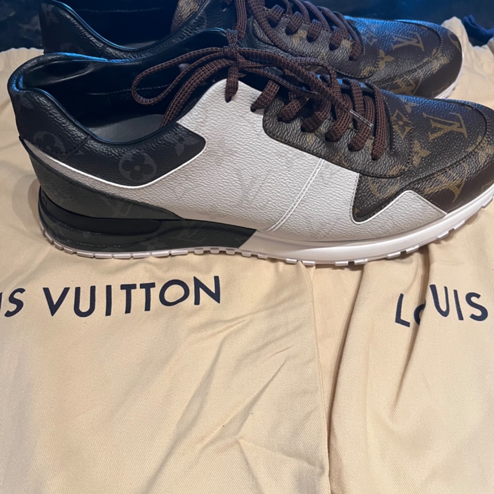 Louis Vuitton men’s shoes - Picture 4 of 4